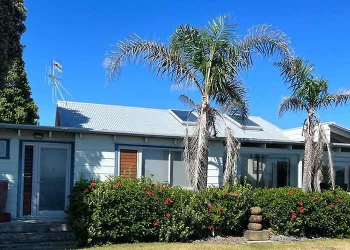 Wellwood Cottage - Beach Front Escape